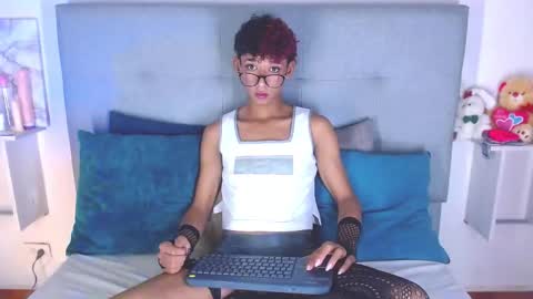 Snapshot of billie_turner_ chatting on 10-08-25, 01:20 B-I-L-L-I-E 3 online show from 10-08-25, 01:20