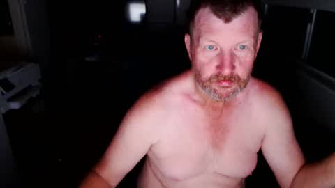 Snapshot of billscock chatting on 12-19-25, 10:00 billscock online show from 12-19-25, 10:00