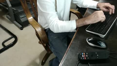 Snapshot of billy471 chatting on 12-05-24, 11:51 billy471 online show from 12-05-24, 11:51