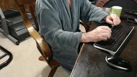 Snapshot of billy471 chatting on 12-22-24, 11:54 billy471 online show from 12-22-24, 11:54