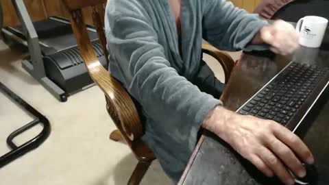 Snapshot of billy471 chatting on 01-02-25, 12:03 billy471 online show from 01-02-25, 12:03