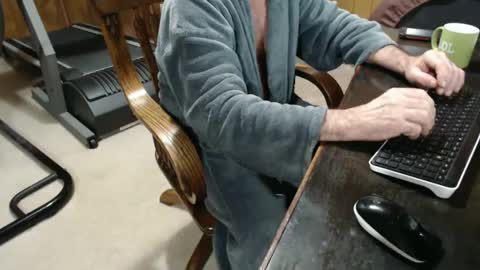 Snapshot of billy471 chatting on 01-06-25, 11:51 billy471 online show from 01-06-25, 11:51