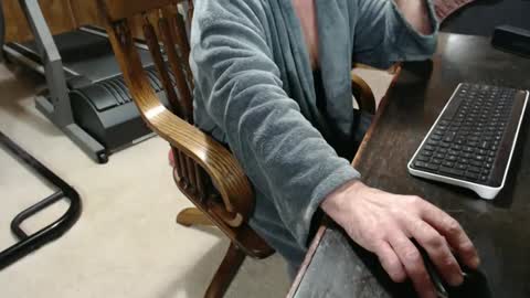 Snapshot of billy471 chatting on 01-17-25, 08:22 billy471 online show from 01-17-25, 08:22