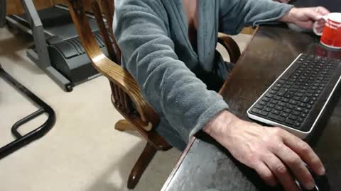 Snapshot of billy471 chatting on 02-06-25, 11:32 billy471 online show from 02-06-25, 11:32