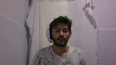 binhodm1 online show from 12-03-24, 07:54