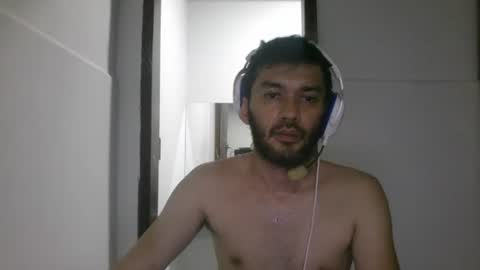 binhodm1 online show from 01-03-25, 06:22