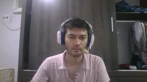 binhodm1 online show from 01-11-25, 02:20