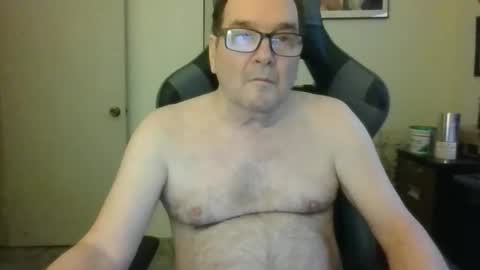 Snapshot of bink195234 chatting on 11-18-25, 05:28 Bink195234 online show from 11-18-25, 05:28