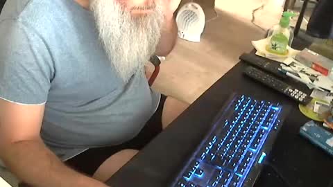 Snapshot of biparislove chatting on 07-26-26, 10:22 BigDick online show from 07-26-26, 10:22