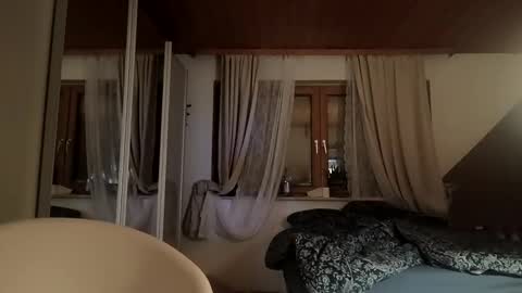 pocolococo online show from 02-02-26, 09:08