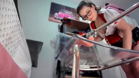 bisex woman online show from 02-23-25, 12:08