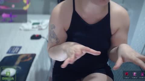 bisex woman online show from 09-28-25, 09:31