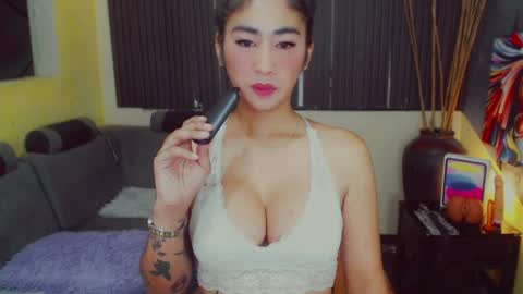 3 online show from 03-25-26, 09:43