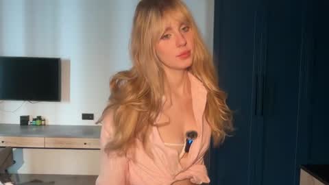 Jane online show from 04-27-26, 10:46