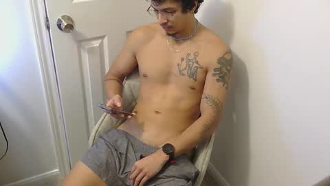 bitix00 online show from 12-17-25, 08:37