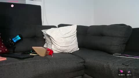 Jenn online show from 02-13-25, 04:22