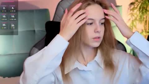 Snapshot of bjliki chatting on 09-28-25, 08:52 Julia online show from 09-28-25, 08:52