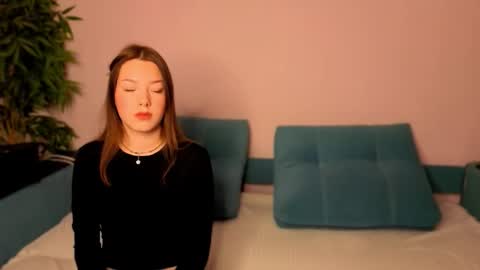 Snapshot of bjliki chatting on 10-03-25, 09:06 Julia online show from 10-03-25, 09:06