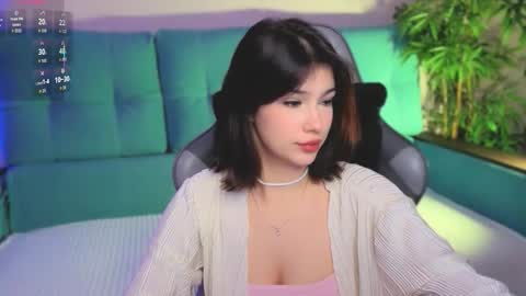 Snapshot of bjliki chatting on 11-14-25, 02:32 Julia online show from 11-14-25, 02:32