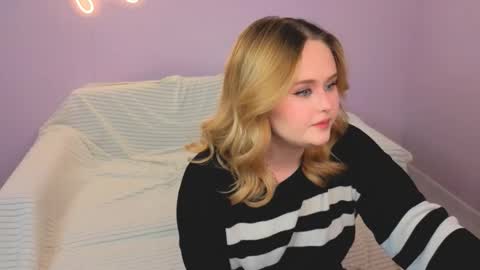 Snapshot of bjliki chatting on 12-20-25, 03:13 Julia online show from 12-20-25, 03:13