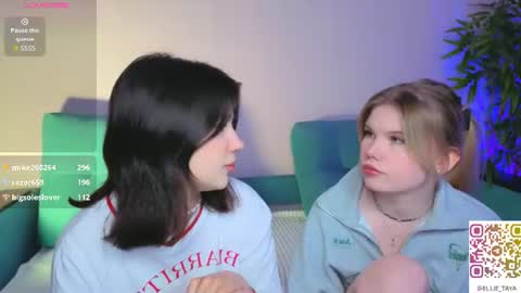 Julia online show from 06-15-26, 02:25