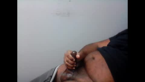 Snapshot of bkbornny chatting on 12-31-24, 06:02 sugadaddy online show from 12-31-24, 06:02