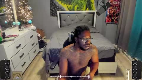 Plant Base Streamers From Pennsylvania online show from 12-06-24, 11:47