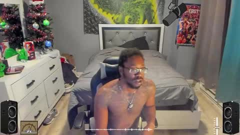 Plant Base Streamers From Pennsylvania online show from 12-12-24, 11:03