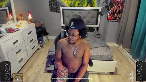 Plant Base Streamers From Pennsylvania online show from 02-08-25, 11:24