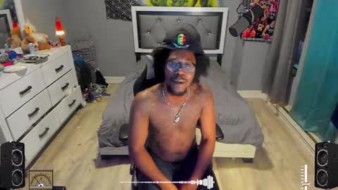 Plant Base Streamers From Pennsylvania online show from 02-10-25, 11:45