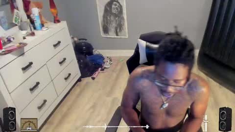 Plant Base Streamers From Pennsylvania online show from 09-17-25, 11:39