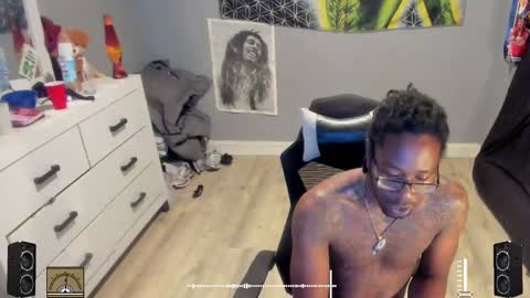 Plant Base Streamers From Pennsylvania online show from 09-21-25, 11:17