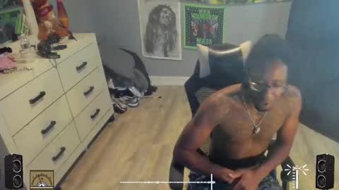 Plant Base Streamers From Pennsylvania online show from 10-05-25, 09:24