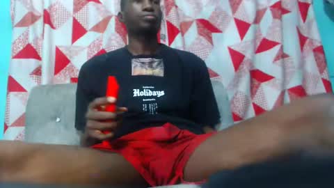 Snapshot of black30cmdick chatting on 01-11-25, 01:37 maquina online show from 01-11-25, 01:37