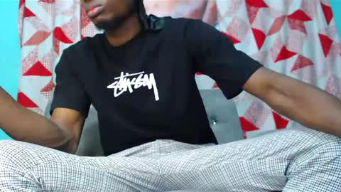 Snapshot of black30cmdick chatting on 02-09-25, 12:49 maquina online show from 02-09-25, 12:49