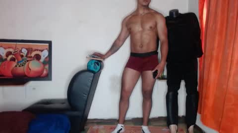 Snapshot of black_hot26 chatting on 02-14-25, 03:05 black_hot26 online show from 02-14-25, 03:05