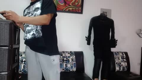 Snapshot of black_hot26 chatting on 09-11-25, 01:55 black_hot26 online show from 09-11-25, 01:55