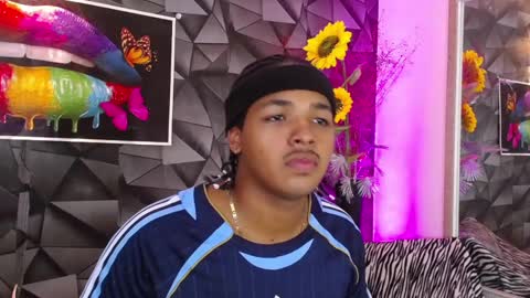 Snapshot of black_king_241 chatting on 01-18-25, 07:48 black_king_241 online show from 01-18-25, 07:48