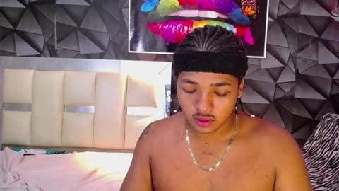 Snapshot of black_king_241 chatting on 01-22-25, 12:27 black_king_241 online show from 01-22-25, 12:27