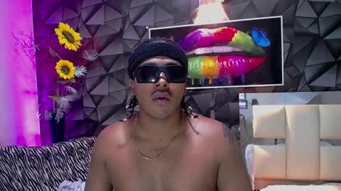 Snapshot of black_king_241 chatting on 01-23-25, 12:35 black_king_241 online show from 01-23-25, 12:35