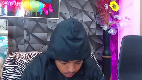 Snapshot of black_king_241 chatting on 02-21-25, 01:55 black_king_241 online show from 02-21-25, 01:55