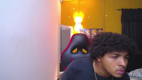 Snapshot of black_king_241 chatting on 03-05-25, 03:18 black_king_241 online show from 03-05-25, 03:18