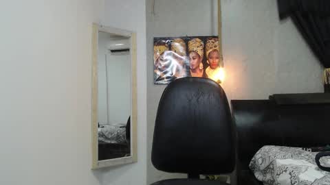 Snapshot of black_king_241 chatting on 10-06-25, 03:26 black_king_241 online show from 10-06-25, 03:26