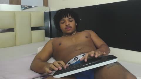 Snapshot of black_king_241 chatting on 10-18-25, 04:59 black_king_241 online show from 10-18-25, 04:59