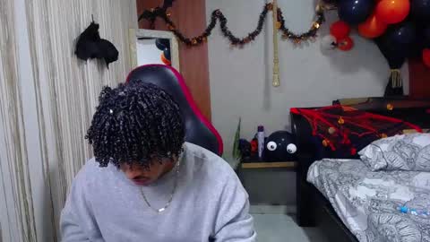 Snapshot of black_king_241 chatting on 10-27-25, 02:37 black_king_241 online show from 10-27-25, 02:37