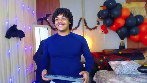 Snapshot of black_king_241 chatting on 10-30-25, 04:36 black_king_241 online show from 10-30-25, 04:36