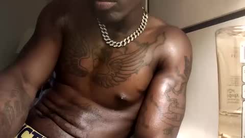 Snapshot of black_mamba2969 chatting on 11-22-25, 01:32 black_mamba2969 online show from 11-22-25, 01:32