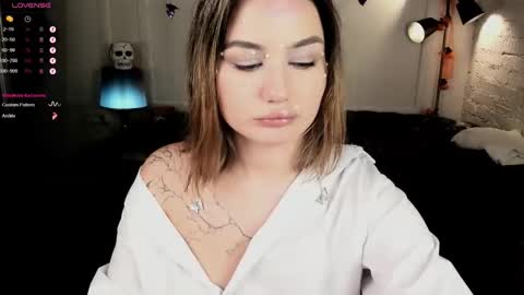 Mon Mon online show from 10-29-25, 03:09