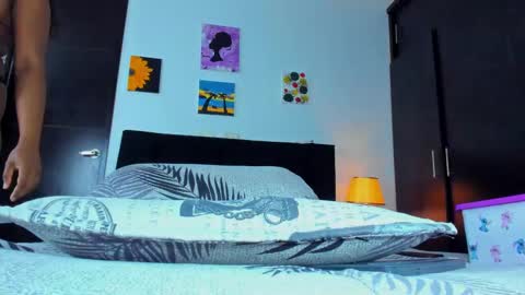 Snapshot of black_treassure chatting on 02-11-25, 03:40 black_treassure online show from 02-11-25, 03:40