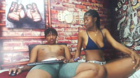 Snapshot of blackandaxel2 chatting on 02-02-26, 10:52 BlackAndAxel online show from 02-02-26, 10:52